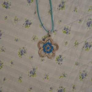 Turquoise flower necklace is being swapped online for free