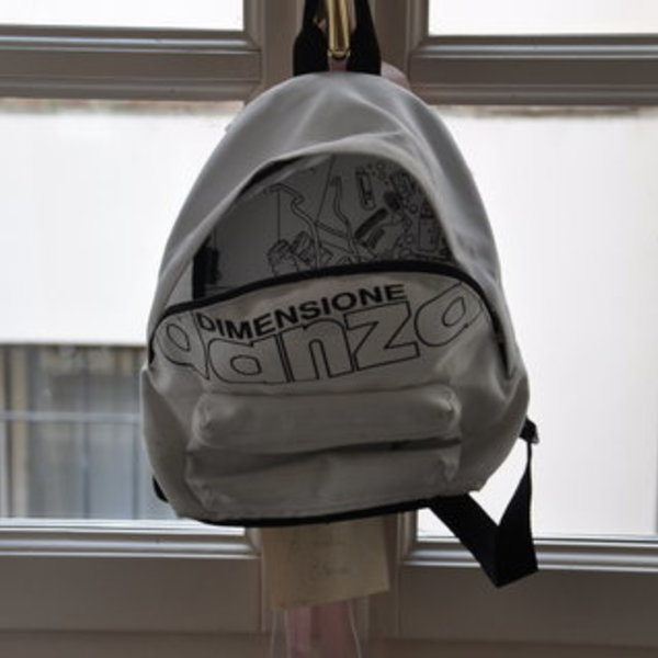 Dimensione danza bagpack in white is being swapped online for free