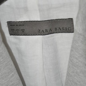 Zara grey blazer new without tag is being swapped online for free