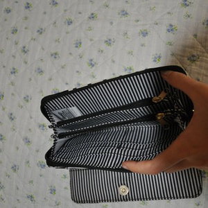 Hello Kitty Wallet (Sanrio original) is being swapped online for free