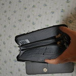 Hello Kitty Wallet (Sanrio original) is being swapped online for free