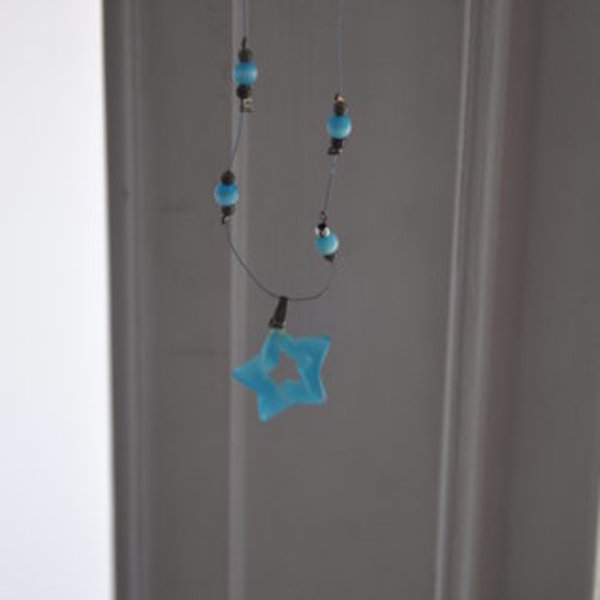 Star necklace is being swapped online for free