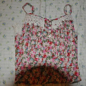cute flowered tank top is being swapped online for free