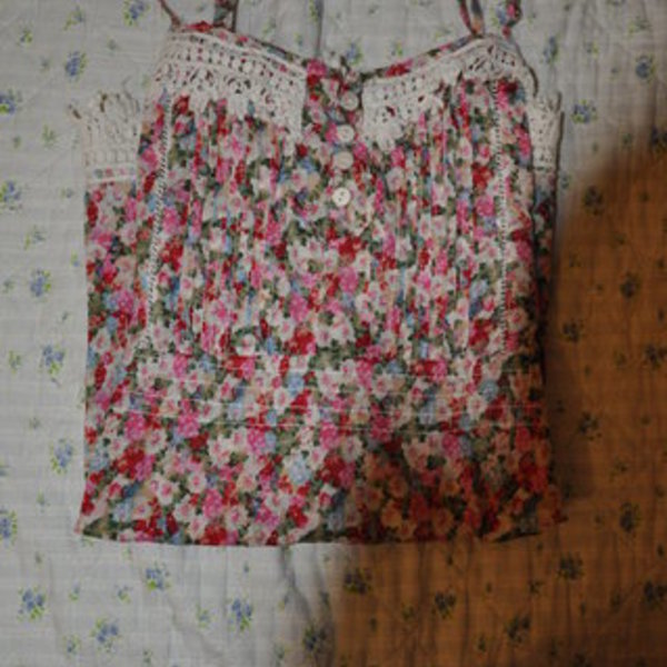 cute flowered tank top is being swapped online for free
