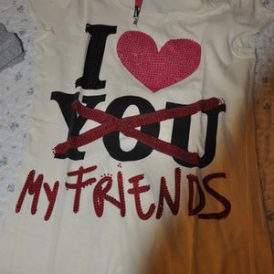 Bershka yellow tee is being swapped online for free