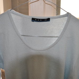 Blue sweatshirt in cotton is being swapped online for free