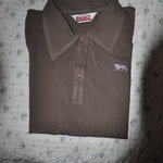 Lonsdale brown polo shirt is being swapped online for free