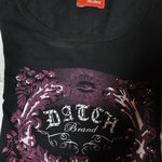 Datch black tee is being swapped online for free