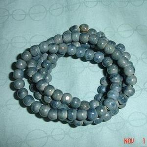 Urban Outfitters Bead Bracelet is being swapped online for free