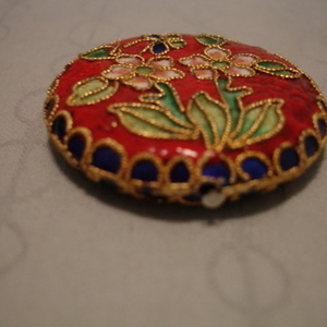 Cloisonne Pendant is being swapped online for free
