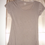 Kenzie thin tee is being swapped online for free