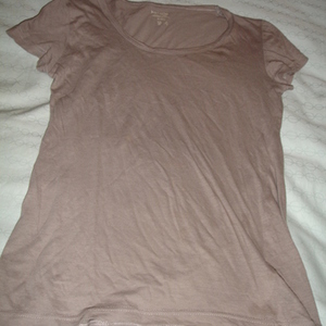 Kenzie thin tee is being swapped online for free