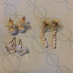 Crystal earrings is being swapped online for free