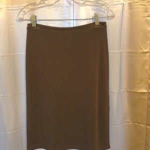 Banana Republic midi skirt with side slit xs is being swapped online for free