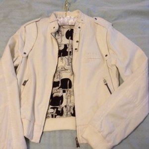 Ben Sherman corduroy jacket small is being swapped online for free