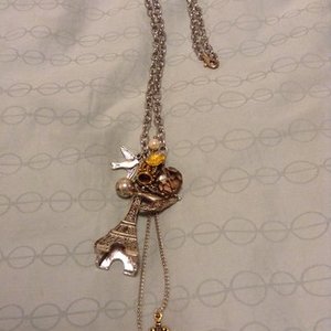 Eiffel Tower charm necklace is being swapped online for free