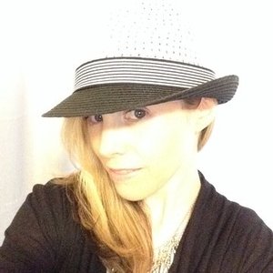 Summer Fedora  is being swapped online for free