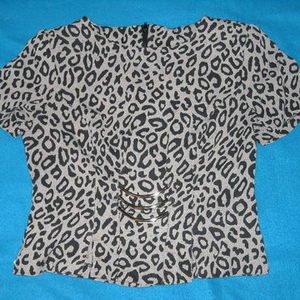 Vintage Leopard-Print Top [XS] is being swapped online for free