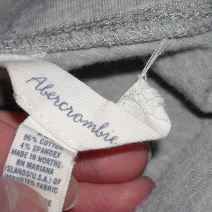 Abercrombie Top [XS] is being swapped online for free