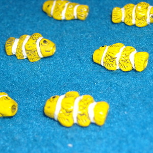 Unique Yellow Bead Lot is being swapped online for free