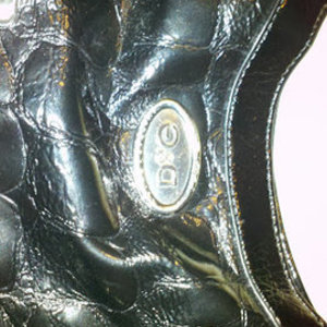 d&g bag is being swapped online for free