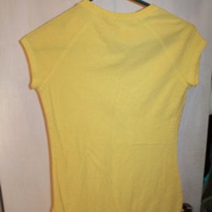 Yellow shirt is being swapped online for free