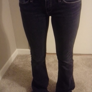 Hollister Jeans (0s) is being swapped online for free