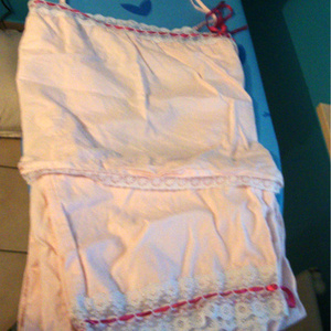 VIctoria's Secret PJ's is being swapped online for free