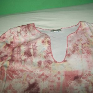 LEI XL Longsleeve Shirt is being swapped online for free