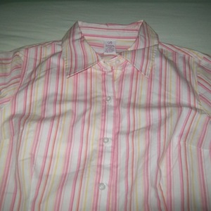 Bobbie Brooks S Shirt is being swapped online for free