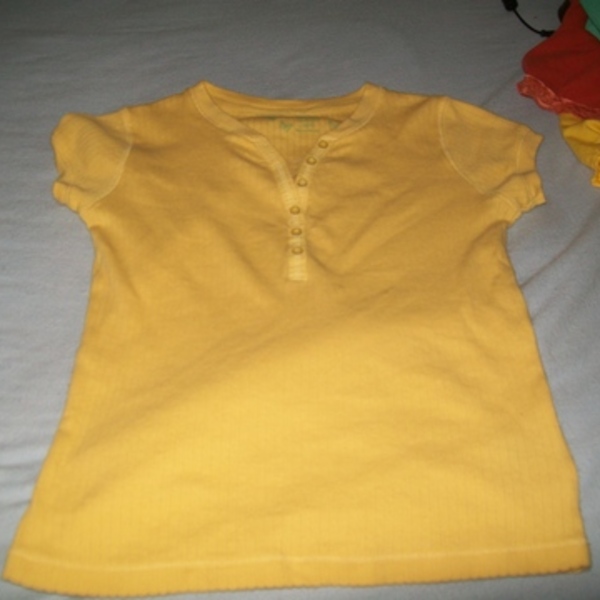 Faded Glory Small Yellow Top  is being swapped online for free