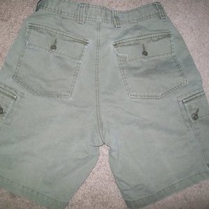 Gap Shorts 28 is being swapped online for free