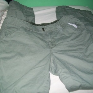 Green Cherokee Pants 3 is being swapped online for free