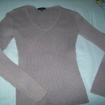 Gap Medium Long Sleeve Shirt is being swapped online for free