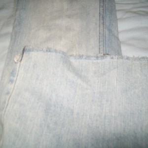 LEI 5 Jeans is being swapped online for free