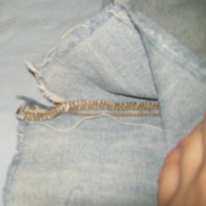 LEI 5 Jeans is being swapped online for free