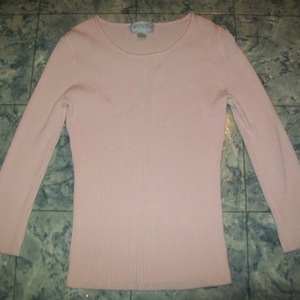 Casual Corner Annex Pink Sweater Large is being swapped online for free