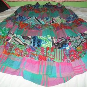 Vintage Baxter and Wells Medium Skirt is being swapped online for free