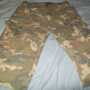 Camo Duck Head Jeans Co 0-1 is being swapped online for free