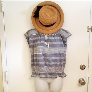 Ann Taylor LOFT Beachy Boho Top is being swapped online for free