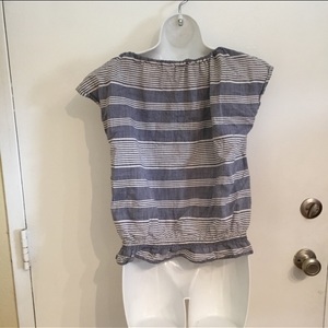 Ann Taylor LOFT Beachy Boho Top is being swapped online for free