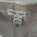 Banana Republic white Bermuda shorts size 0 is being swapped online for free