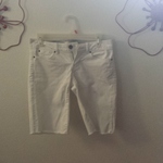 Gap white denim Bermuda shorts size 24. is being swapped online for free