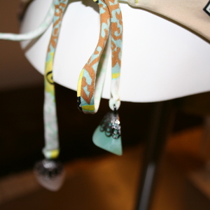 H&M Bikini Size 8/10 is being swapped online for free