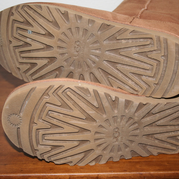 Authentic UGG Classic Tall Size 7 Chestnut is being swapped online for free
