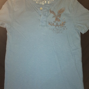 Mens American Eagle Tee is being swapped online for free