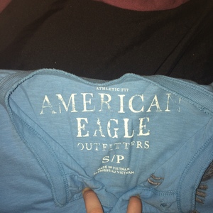 Mens American Eagle Tee is being swapped online for free