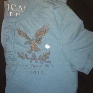 Mens American Eagle Tee is being swapped online for free