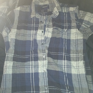 Mens American Eagle Plaid Shirt is being swapped online for free