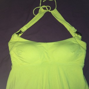 Cache Yellow summer dress is being swapped online for free